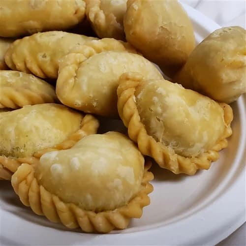 Ghughra from Surati Farsan Mart